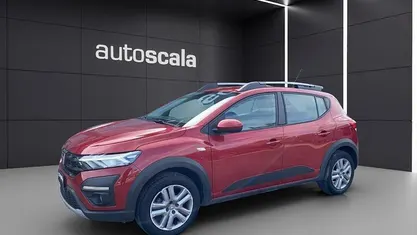 Rosso fusion Usata 2022 Dacia Sandero Comfort Berlina | 12.990 € (Buon prezzo)