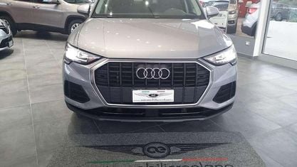 Usado Audi Q3 Business 150 HP (110 kW) 2020 Prateado SUV