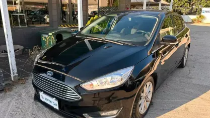 Usata Ford Focus Titanium 125 CV (91 kW) 2017 Nero Berlina