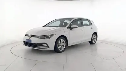 Usata VW Golf VIII Style 204 CV (150 kW) 2022 Pure white Berlina