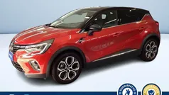 Rosso metallizzato Usata 2021 Renault Captur Intens SUV | 17.200 € (Buon prezzo)