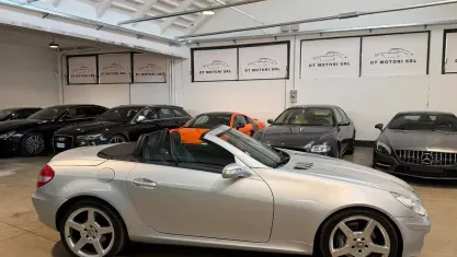 Usata Mercedes SLK350 AMG 272 CV (200 kW) 2004 Grigio Cabrio