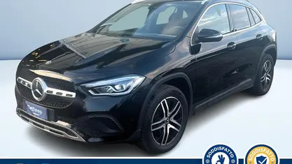 Nero metallizzato Usata 2023 Mercedes GLA200 SUV | 31.300 € (Super prezzo)