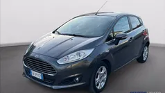 Magnetic grey Usata 2015 Ford Fiesta Titanium Due volumi | 7500 € (Buon prezzo)