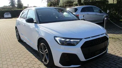 Usata Audi A1 S-Line 110 CV (80 kW) 2025 Bianco SUV