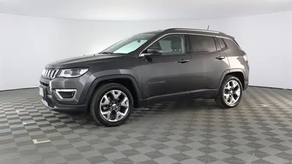 Usata Jeep Compass Limited 120 CV (88 kW) 2019 Grigio / pastello SUV