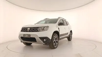 Käytetty Dacia Duster Essentiel 101 HP (74 kW) 2021 Valkoinen Katumaasturi