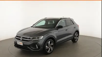 Usata VW T-Roc R-line 116 CV (85 kW) 2024 Grigio SUV