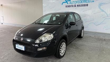 Usata Fiat Punto Street 77 CV (56 kW) 2014 Nero Utilitaria