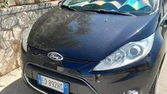 Usata 2012 Ford Fiesta Titanium Due volumi | 3900 € (Buon prezzo)
