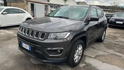 Grigio Usata 2021 Jeep Compass SUV | 18.950 € (Buon prezzo)