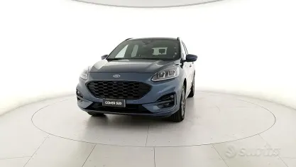 Usado Ford Kuga ST-Line X 120 CV (88 kW) 2023 Azul SUV