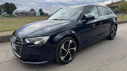 Usata Audi A3 Sport 184 CV (135 kW) 2019 Blu Berlina