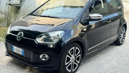 Usata VW up! 75 CV (55 kW) 2015 Nero Utilitaria