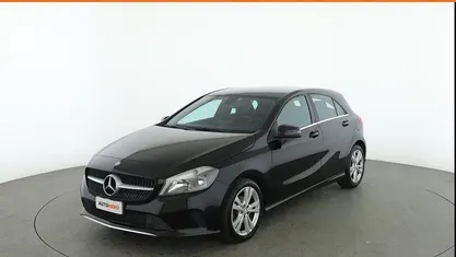 Usata Mercedes A180 110 CV (80 kW) 2017 Nero Berlina
