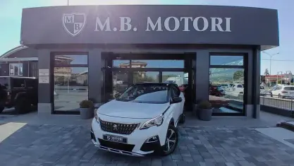 Usata Peugeot 3008 Allure 131 CV (96 kW) 2020 Bianco SUV