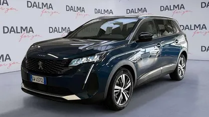 Usata 2024 Peugeot 5008 Allure SUV | 25.990 € (Buon prezzo)