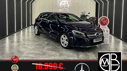 Argento Usata 2017 Mercedes A180 Executive Tre volumi | 14.490 € (Buon prezzo)