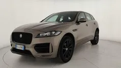 Usata 2016 Jaguar F-Pace R-Sport SUV | 20.900 € (Buon prezzo)