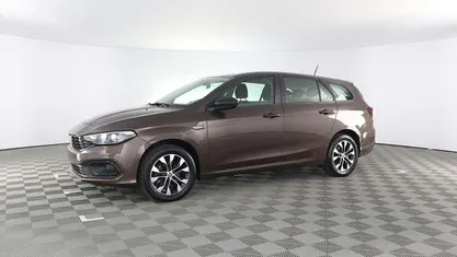 Marrone met Usata 2021 Fiat Tipo City Life Station wagon | 15.500 € (Buon prezzo)