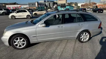 Usata Mercedes C220 Classic 143 CV (105 kW) 2001 Grigio Station wagon