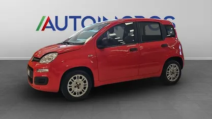 Usata Fiat Panda S 70 CV (51 kW) 2022 Rossa Utilitaria