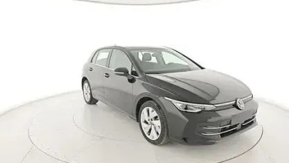 Usata VW Golf VIII Style 150 CV (110 kW) 2025 Nero Utilitaria