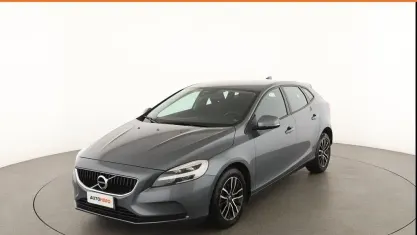 Usata Volvo V40 Momentum 150 CV (110 kW) 2017 Grigio Berlina