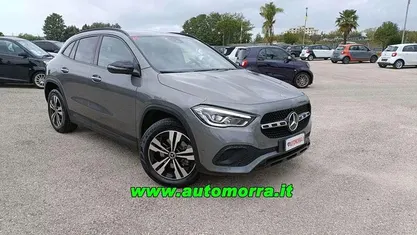 Grigio scuro Usata 2022 Mercedes GLA200 SUV | 34.500 € (Ottimo prezzo)