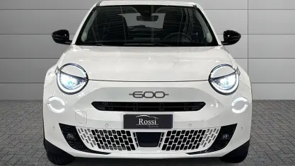 Usata Fiat 600 Pop 136 CV (100 kW) 2025 Bianco SUV