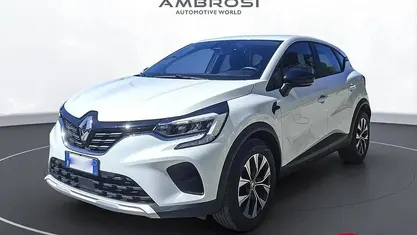 Käytetty Renault Captur Equilibre 101 HP (74 kW) 2024 Valkoinen Katumaasturi