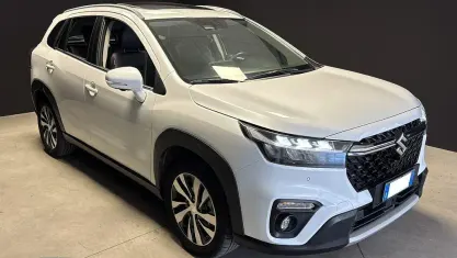 Usata Suzuki SX4 S-Cross 102 CV (75 kW) 2022 Bianco pastello SUV