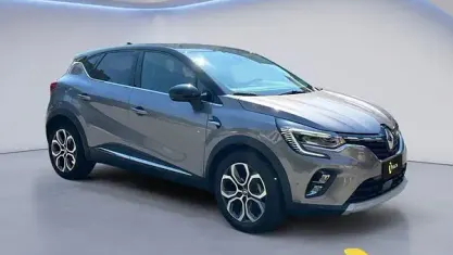 Usata Renault Captur Techno 101 CV (74 kW) 2023 Grigio SUV