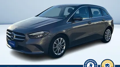 Grigio metallizzato Usata 2020 Mercedes B180 Monovolume | 19.800 € (Ottimo prezzo)