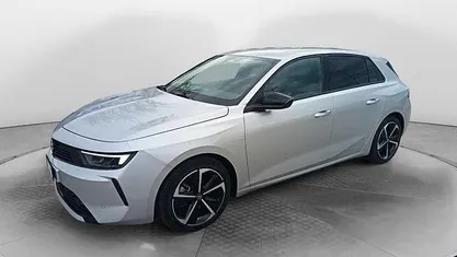 Usata Opel Astra Edition 145 CV (106 kW) 2025 Argento Berlina