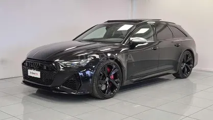 Usata 2023 Audi RS6 Station wagon | 99.590 € (Super prezzo)