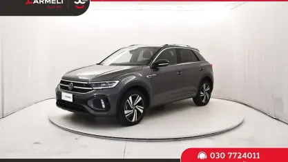 Usata VW T-Roc R-line 150 CV (110 kW) 2023 Indium grey / tetto nero paste SUV