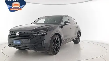 Grenadilla black metallizzato Usata 2023 VW Touareg Elegance SUV | 56.500 € (Buon prezzo)