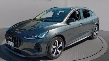 Usata Ford Focus Active 125 CV (91 kW) 2023 Magnetic grey SUV