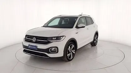 Käytetty VW T-Cross Advance 150 HP (110 kW) 2023 Valkoinen Katumaasturi