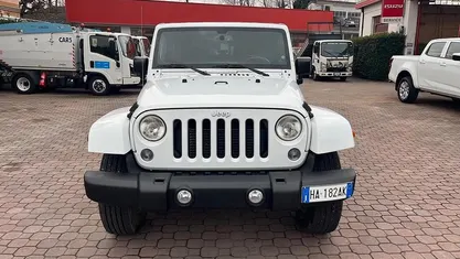 Usata Jeep Wrangler Sahara 200 CV (147 kW) 2014 SUV