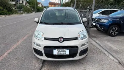 Usata Fiat Panda Easy 75 CV (55 kW) 2013 Beige Utilitaria