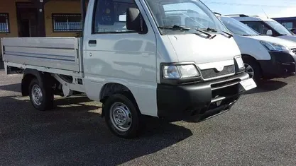 Bianco Usata 2008 Piaggio Porter Tre volumi | 7450 € (Buon prezzo)