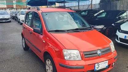 Rosso Usata 2004 Fiat Panda Dynamic Tre volumi | 2500 € (Buon prezzo)