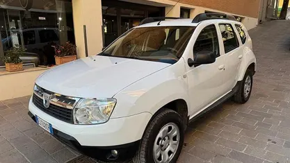 Usata Dacia Duster Lauréate 110 CV (80 kW) 2011 SUV