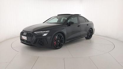 Usata Audi RS3 Design 400 CV (294 kW) 2023 Nero mito metallizzato Berlina