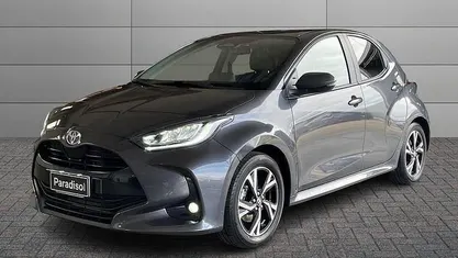 Usata Toyota Yaris Hybrid Trend 93 CV (68 kW) 2025 Berlina