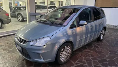 Usata 2010 Ford C-MAX Titanium Monovolume | 2400 € (Ottimo prezzo)