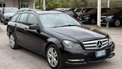 Usata Mercedes C200 Avantgarde 136 CV (100 kW) 2013 Nero Station wagon