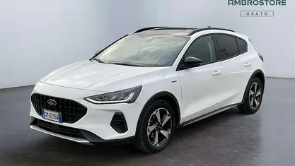 Frozen white Usata 2023 Ford Focus Active SUV | 19.900 € (Buon prezzo)